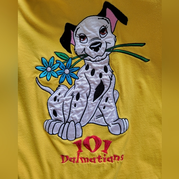 Vintage Cropped Embroidered Disney 101 Dalmatians T-Shirt - Picture 5 of 5